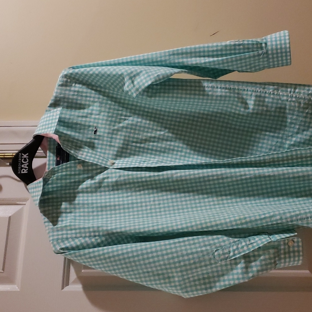 Vineyard Vines Button down shirt